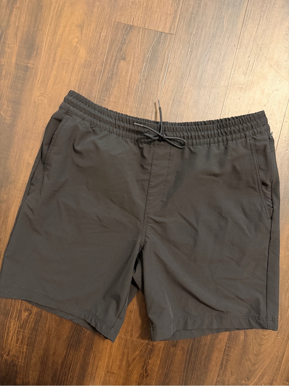Old Navy Men's XL Black Athletic Shorts with Drawstring